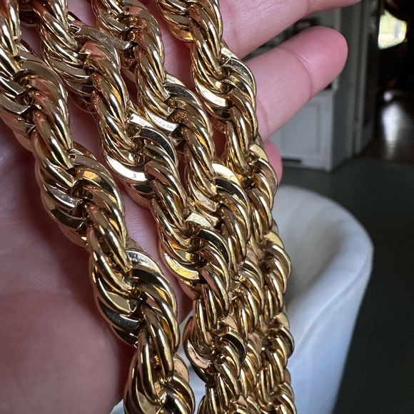 Gold Rope Chunky Chain Necklace with Classic Rope Design - Picture 12 of 15